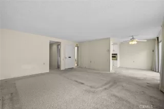 Photo #4: BB25011334 Listing