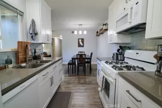 Photo #5: CV22175643 Listing 