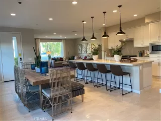 Photo #2: CV22196746 Listing 