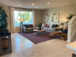 Photo #5: CV22196746 Listing 