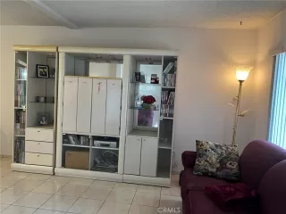 Photo #2: CV22236968 Listing