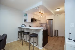 Photo #6: CV23003027 Listing