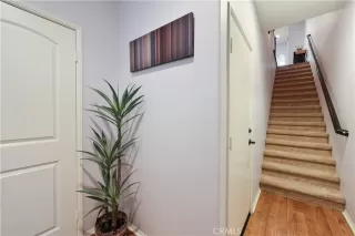 Photo #3: CV23007123 Listing