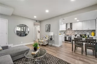 Photo #5: CV23012365 Listing 