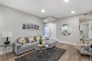 Photo #6: CV23012365 Listing 