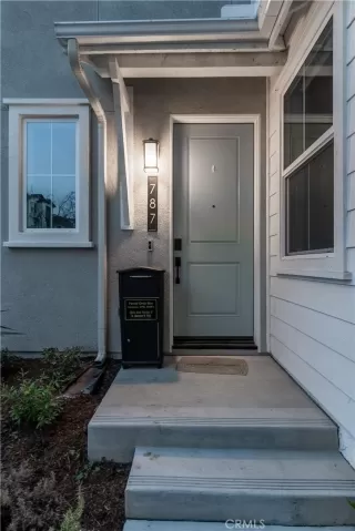 Photo #1: CV23028620 Listing