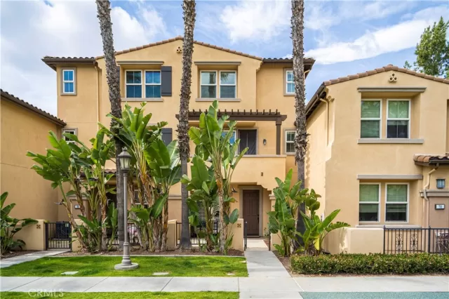 MLS: CV23030074 Condo For Sale