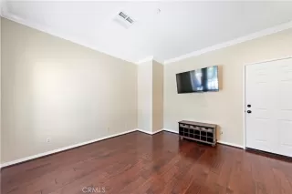 Photo #4: CV23030074 Listing 