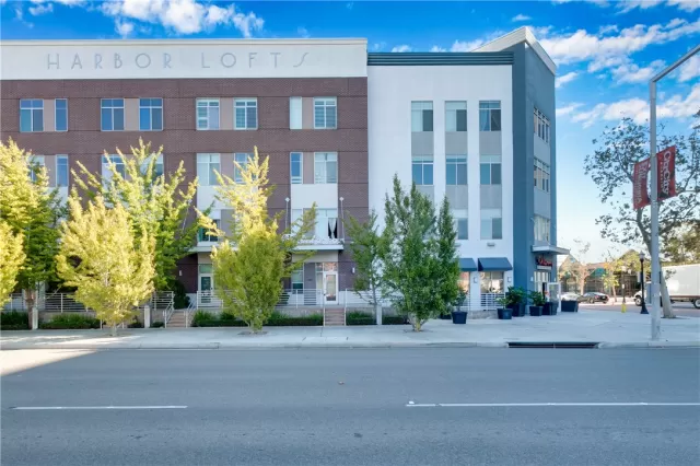 MLS: CV23061935 Condo For Sale