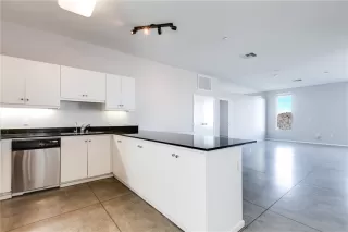 Photo #2: CV23061935 Listing 