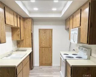 Photo #1: CV23068260 Listing 