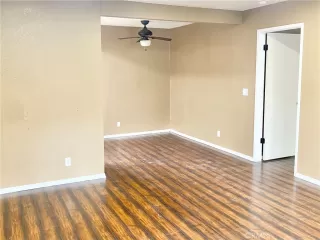 Photo #5: CV23068260 Listing 