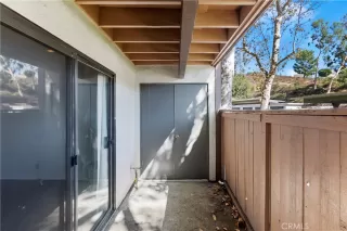 Photo #6: CV23068260 Listing 