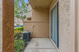 Photo #2: CV23069964 Listing