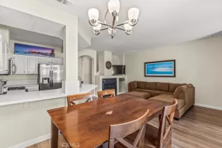 Photo #5: CV23069964 Listing