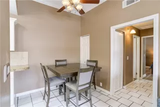 Photo #3: CV23073987 Listing