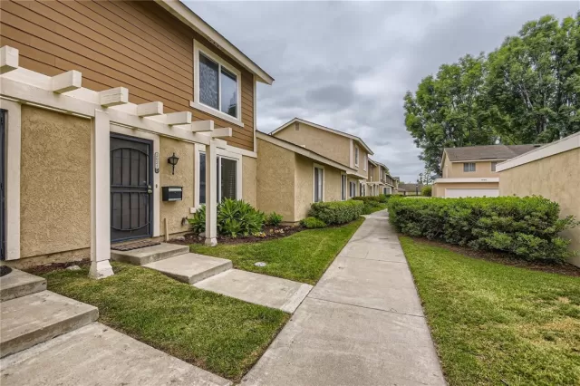 MLS: CV23074185 Condo For Sale