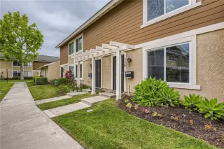 Photo #2: CV23074185 Listing 