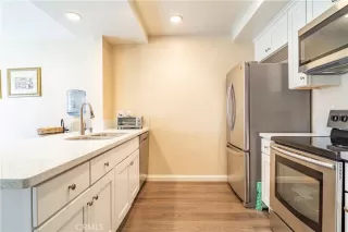 Photo #5: CV23083295 Listing 