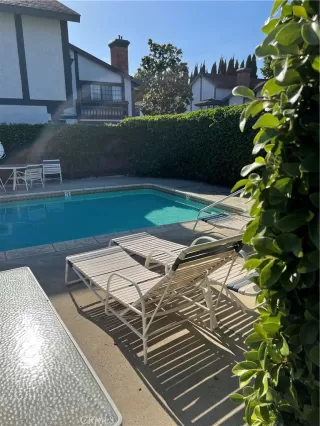 Photo #6: CV23086269 Listing 