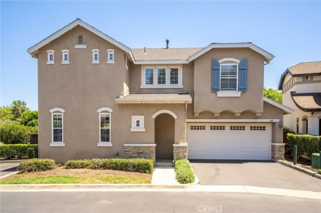 MLS: CV23130396 Condo For Sale