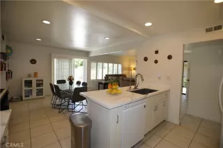 Photo #5: CV23133619 Listing 