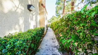 Photo #3: CV23134255 Listing