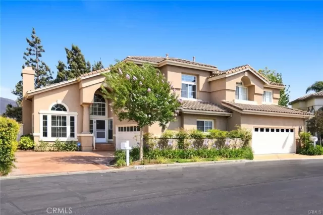 MLS: CV23155281 Condo For Sale