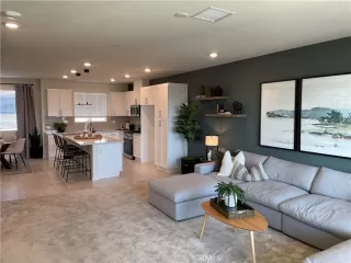 Photo #4: CV23161991 Listing 