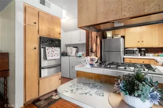 Photo #4: CV23173803 Listing 