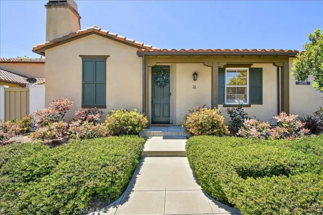 MLS: CV23185574 Condo For Sale