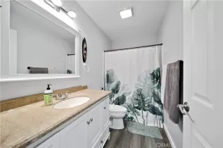 Photo #4: CV23189431 Listing