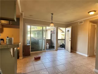 Photo #6: CV23195611 Listing 