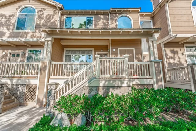 MLS: CV23196112 Condo For Sale