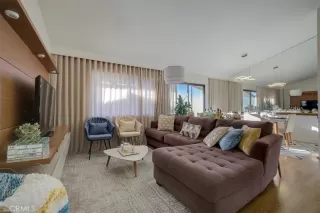 Photo #5: CV23211648 Listing 