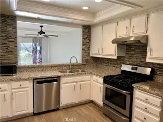 Photo #4: CV23213305 Listing