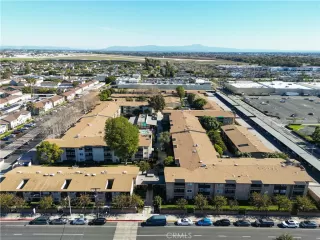 Photo #4: CV23225401 Listing