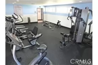 Photo #6: CV23225401 Listing