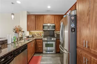 Photo #2: CV24005124 Listing