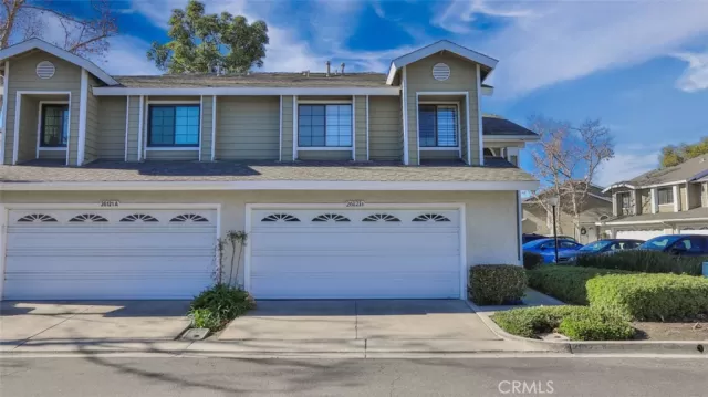 MLS: CV24006292 Condo For Sale