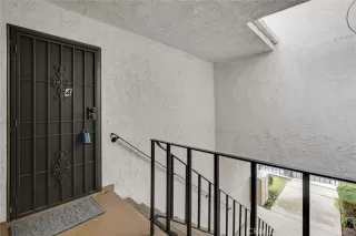 Photo #2: CV24013078 Listing 