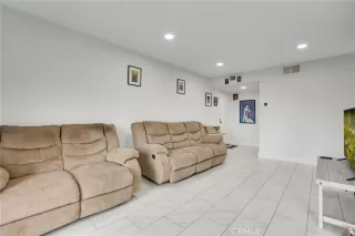 Photo #3: CV24013078 Listing 