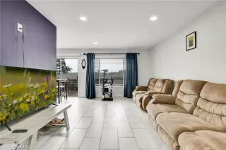 Photo #5: CV24013078 Listing 