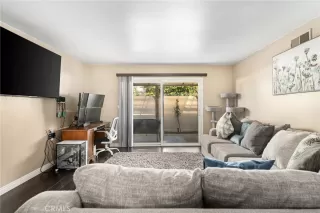 Photo #6: CV24023653 Listing 