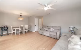 Photo #4: CV24029900 Listing