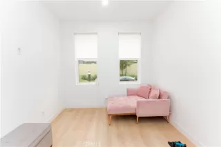 Photo #3: CV24032341 Listing