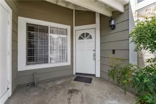 Photo #5: CV24054459 Listing 