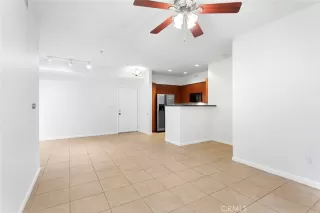 Photo #6: CV24064030 Listing 