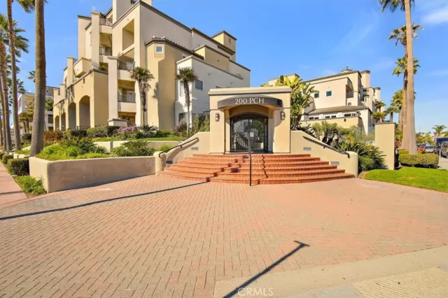 MLS: CV24064181 Condo For Sale