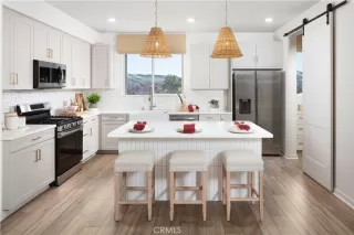 Photo #4: CV24067793 Listing 